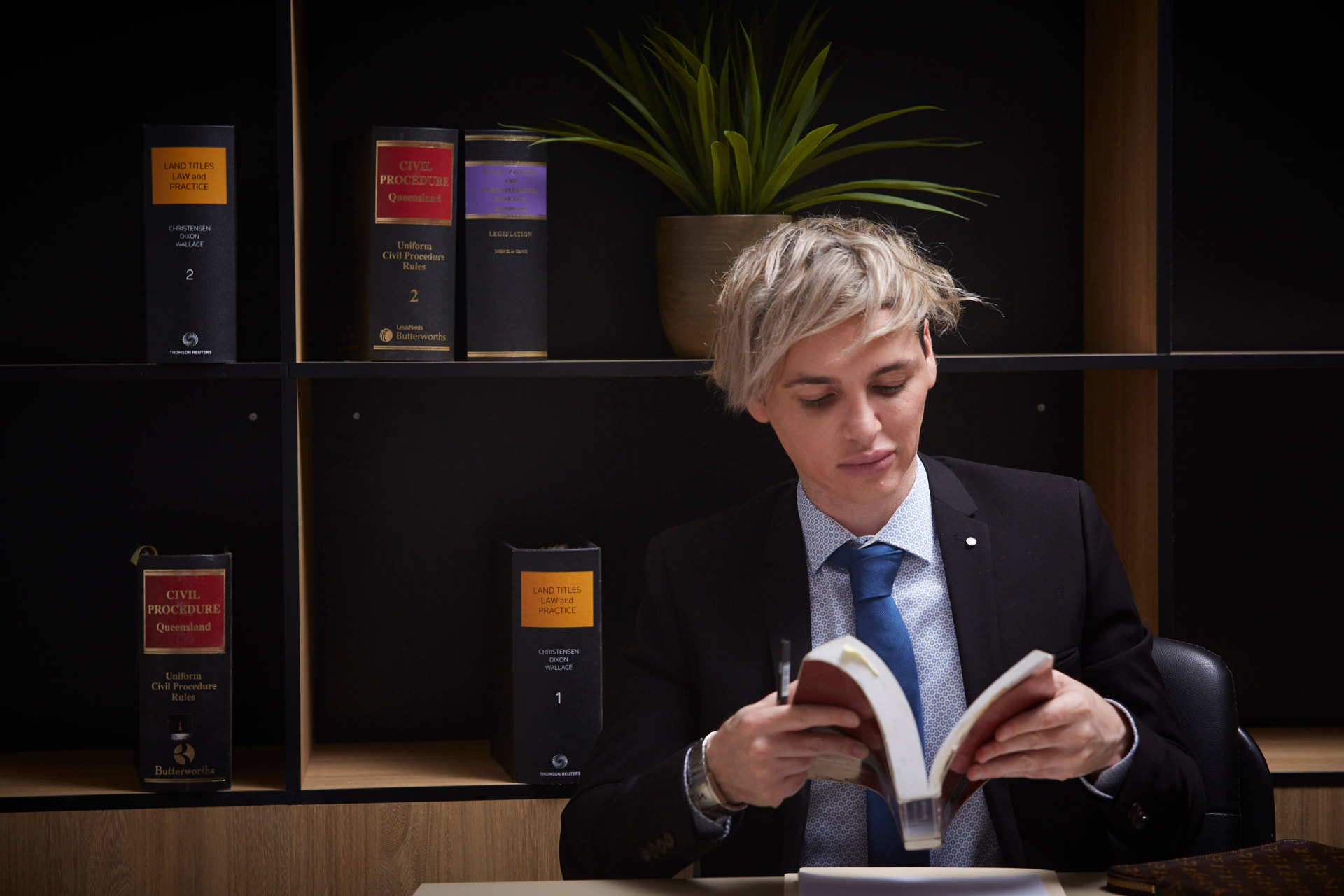Marty discussing an estate claim with a client